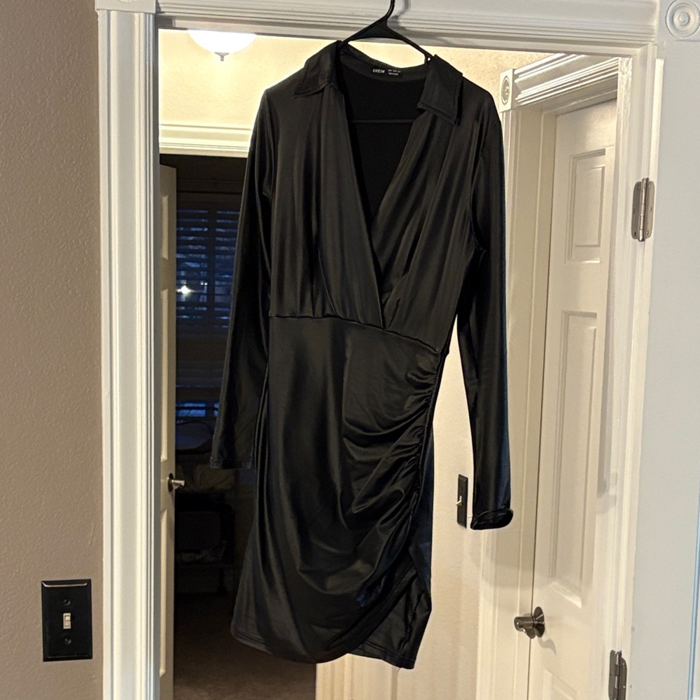 SHEIN Black Long Sleeve Dress